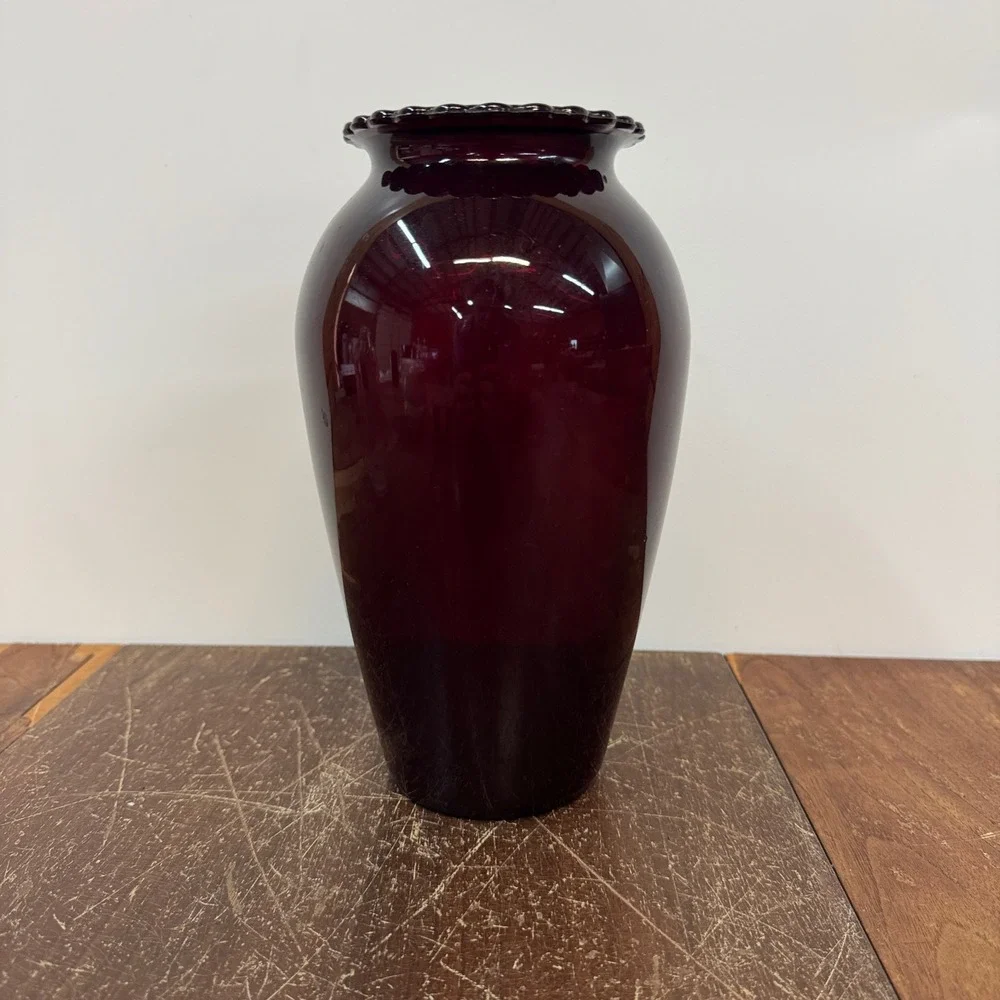 Ruby Red MCM Glass Vase with‎ Ruffled Rim Home Decor Flower Vase